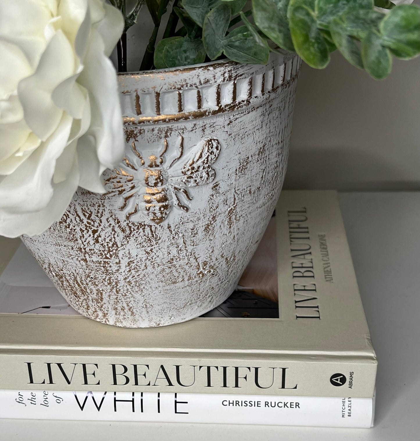 Bee Hive Pot