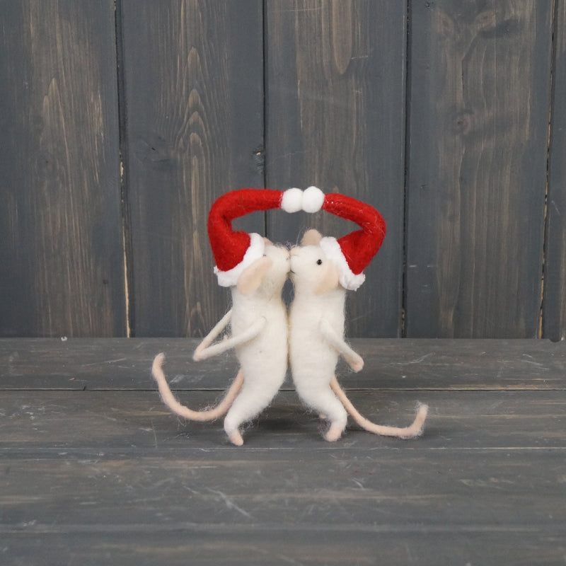 Pair of kissing felt Mice