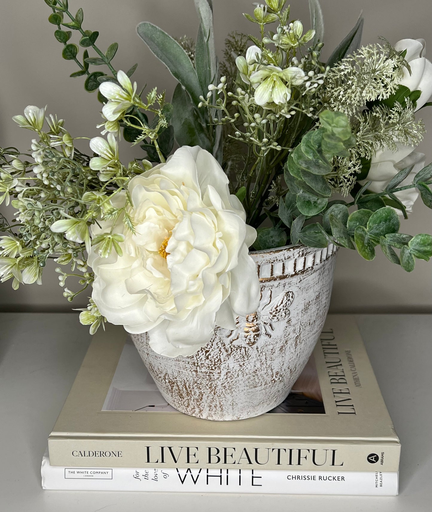Bee Hive Pot