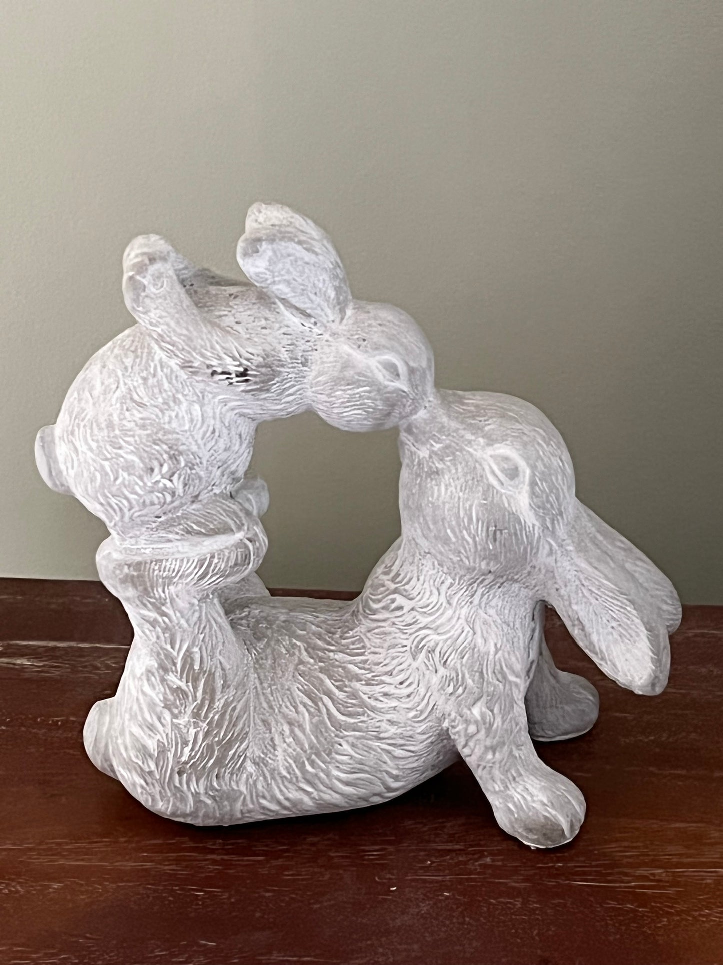 Kissing Bunnies