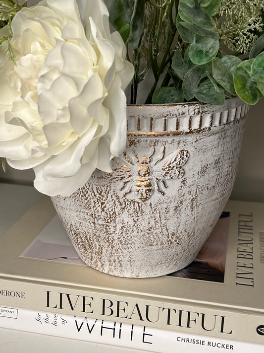 Bee Hive Pot