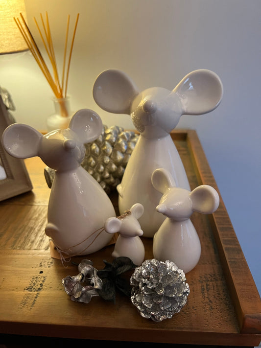 White Ceramic Mouse
