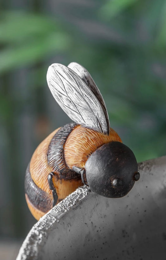 Theodore Bee Pot Hanger