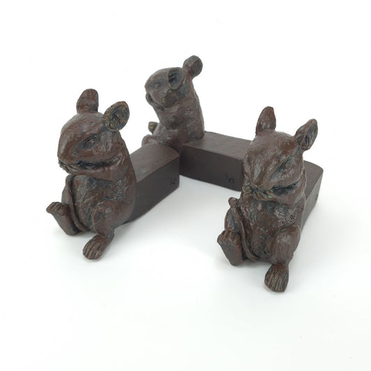 Mice Pot stand