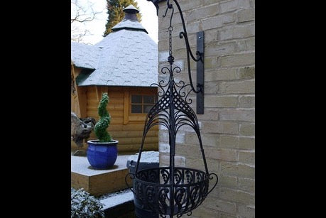 Metal Decorative Hanging Basket